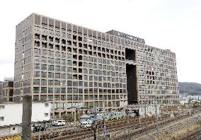 Kansai University Takatsuki Muse Campus Exterior, Logo and signboard
